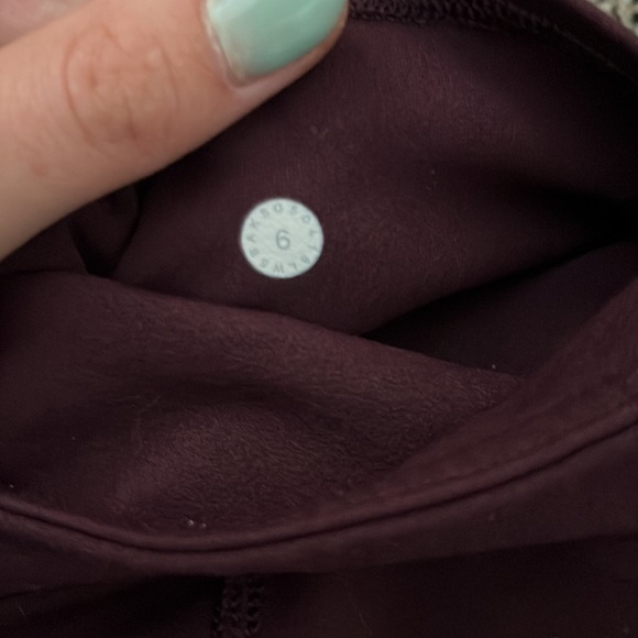 Lululemon reveal leggings - Picture 4 of 5